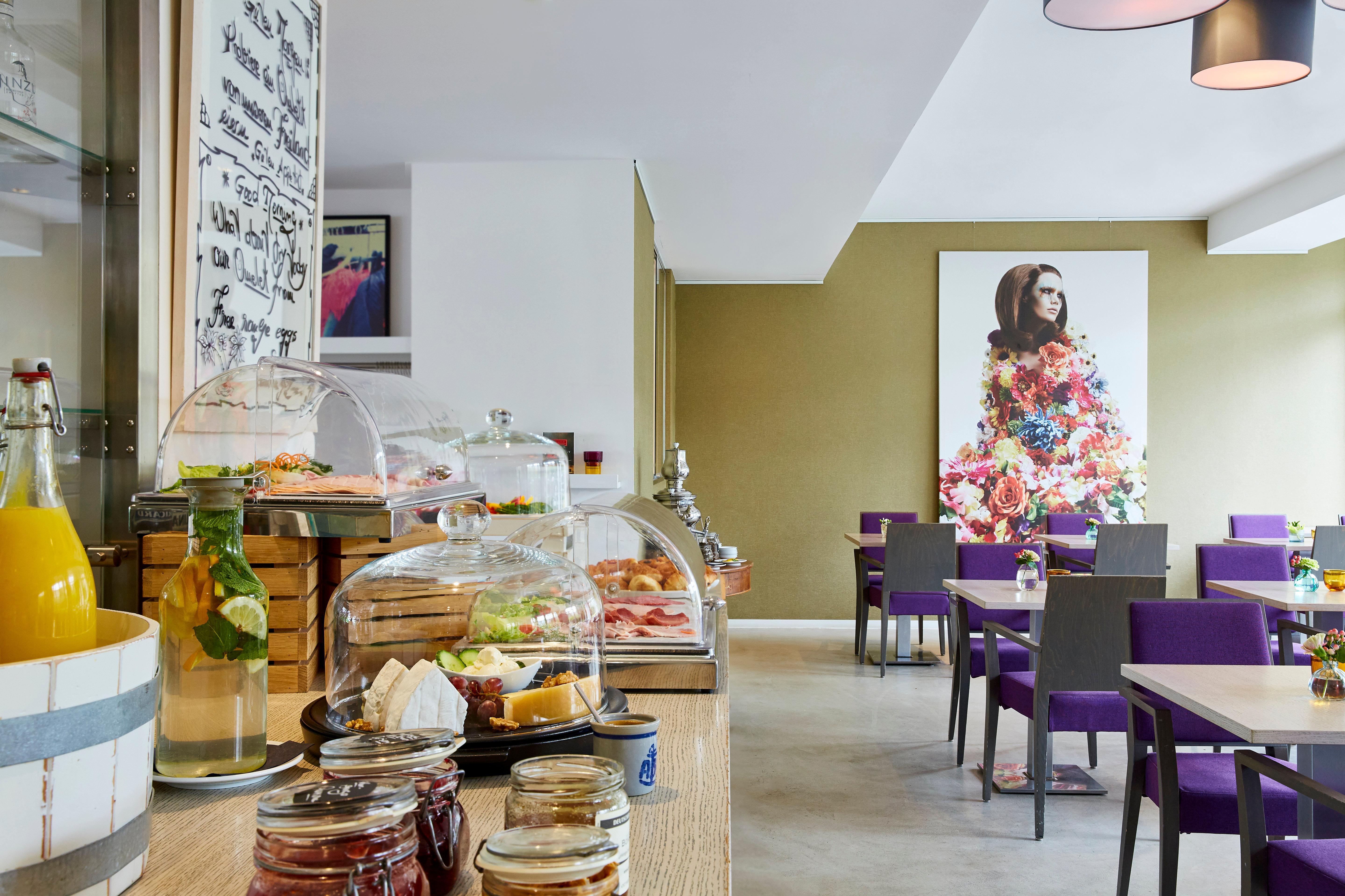Indigo - - Victoriaplatz, An Ihg