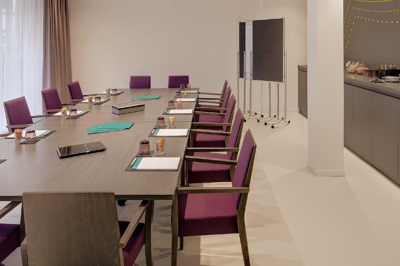Indigo - - Victoriaplatz, An Ihg Düsseldorf